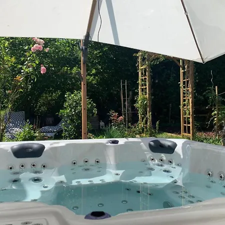 Holiday home Maison Jacuzzi-sauna Station 7 Laux *